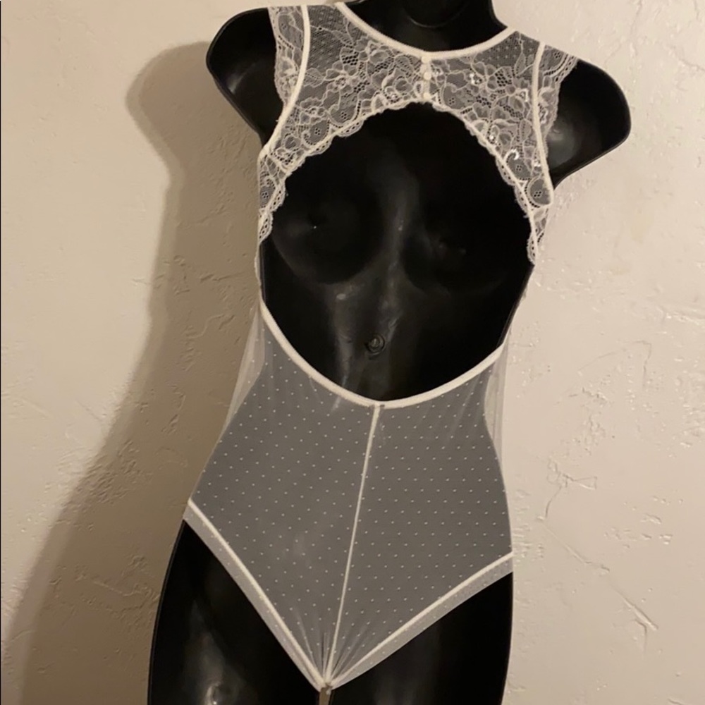 LAST ONE!!!   Sam Edelman Lace Bodysuit - Picture 3 of 7
